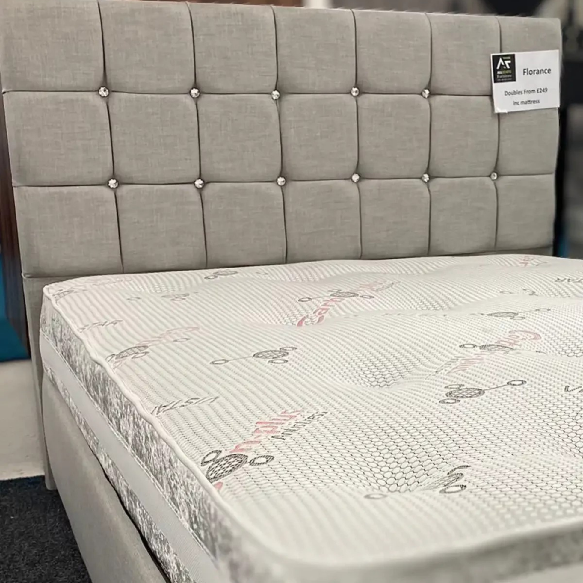 Elegant Cubic Bed Beds-Hub