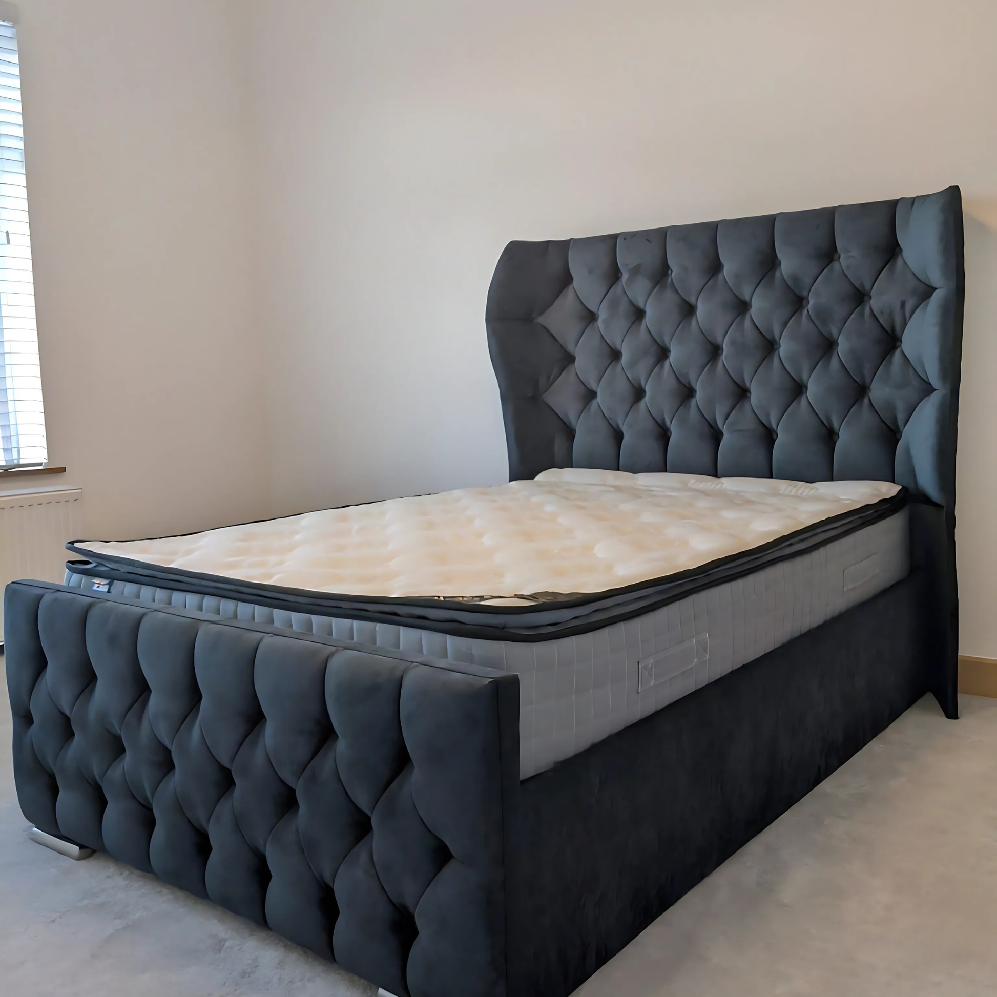 Oxford Wingback Florida Bed Beds-Hub